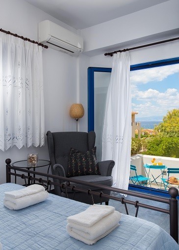 Aneli-Villa-Aegina-Bedroom-1